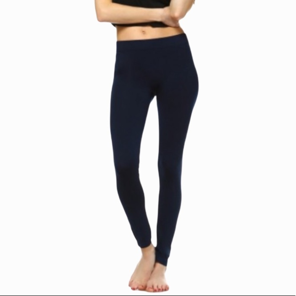 White Mark Black Leggings One Size